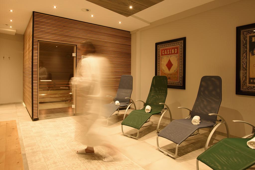 Skihotel Galzig ซังคท์อันทอนอัมอาร์ลแบร์ก ภายนอก รูปภาพ