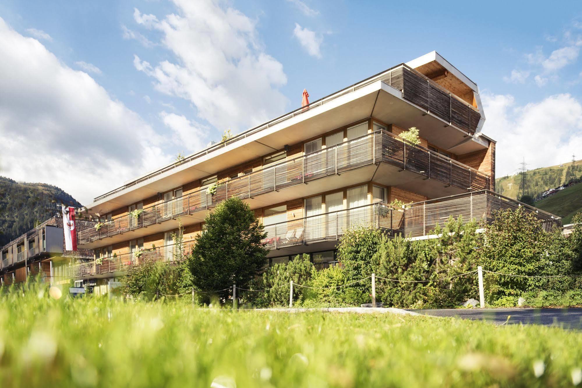 Skihotel Galzig ซังคท์อันทอนอัมอาร์ลแบร์ก ภายนอก รูปภาพ